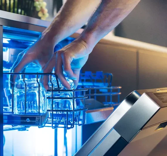 Built-In Dishwasher Built-In Dishwasher